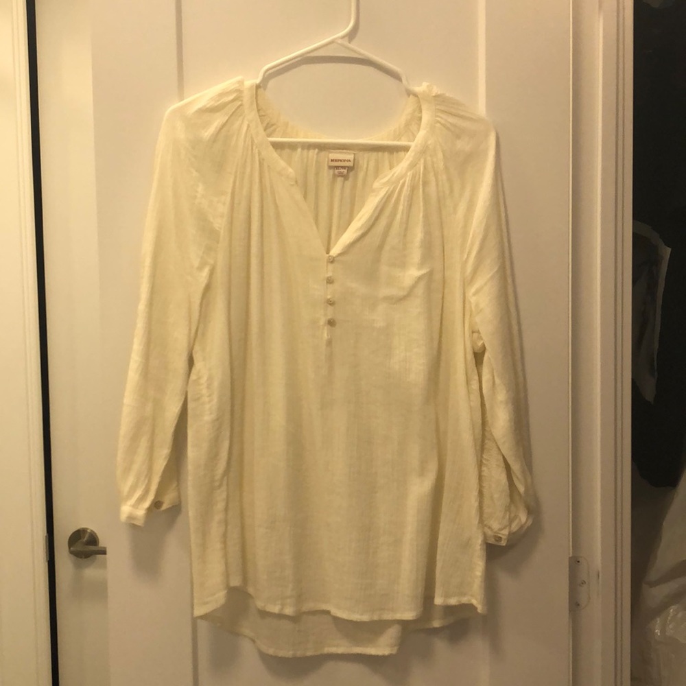 Women’s blouse